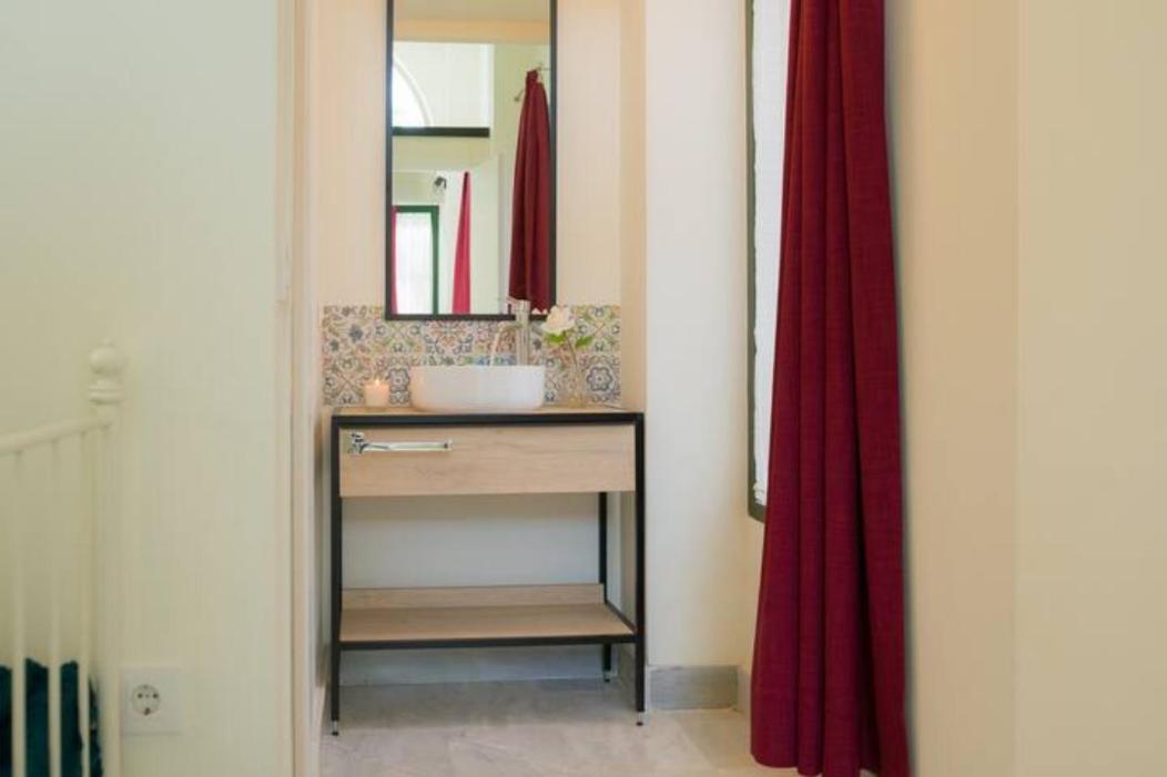Apartamento A Estrenar Frente A La Plaza De Espana 塞维利亚 外观 照片